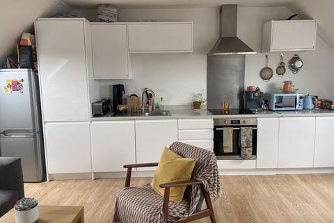 1 bedroom flat to rent, The Broadway, London NW7
