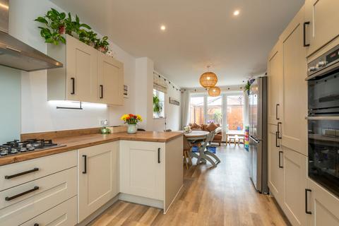 5 bedroom detached house for sale, Highfield Lane, Chichester