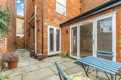 4 bedroom semi-detached house for sale, Crouch Street, Banbury