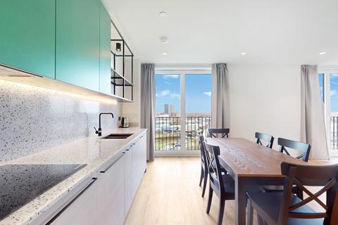 2 bedroom apartment to rent, Hemlock Street, London E14