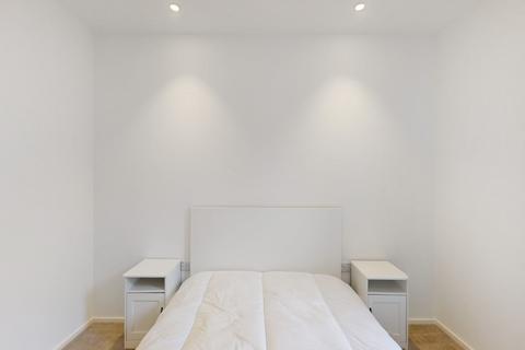 2 bedroom apartment to rent, Hemlock Street, London E14