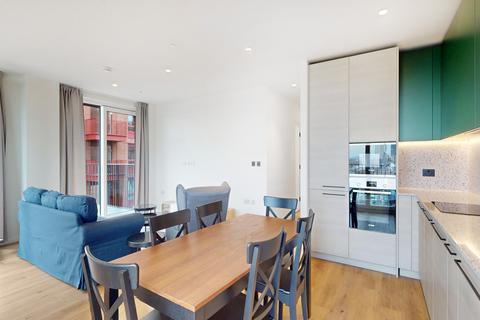 2 bedroom apartment to rent, Hemlock Street, London E14