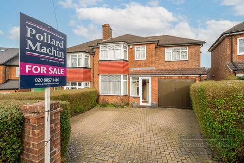 Derwent Drive, Riddlesdown, CR8