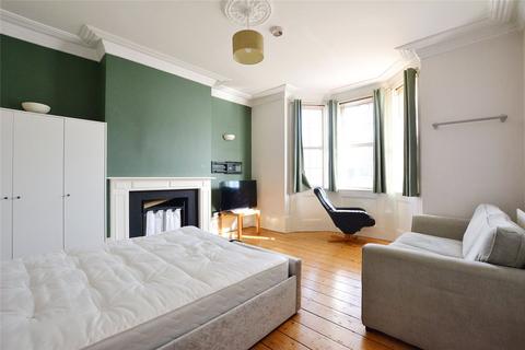 1 bedroom in a house share to rent, Burrage Road, London, SE18