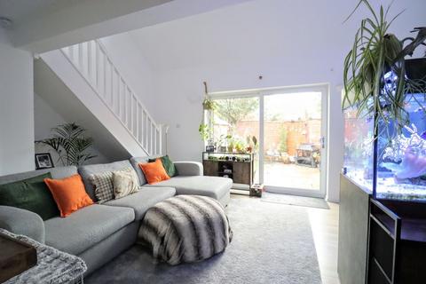 1 bedroom cluster house for sale, Twinflower, Walnut Tree, Milton Keynes