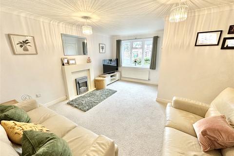 3 bedroom end of terrace house for sale, Simons Close, Trafford M33