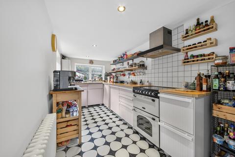 undefined, Chalk Hill, Watford, WD19