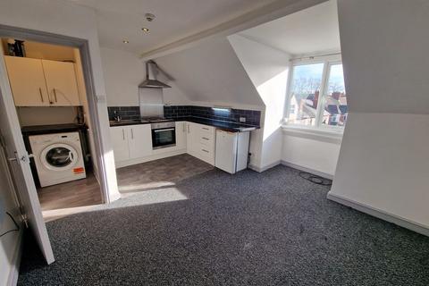 1 bedroom flat to rent, 15 Glenfield Road LE3 6AT