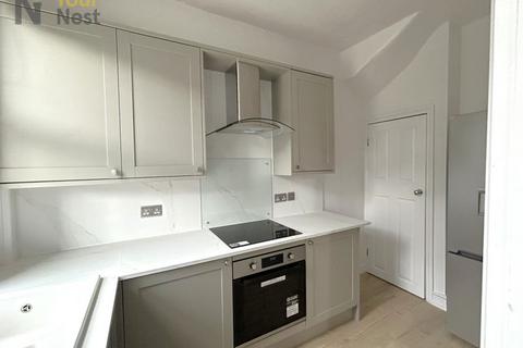 3 bedroom apartment to rent, Argie Road, Burley, Leeds, LS4 2RD