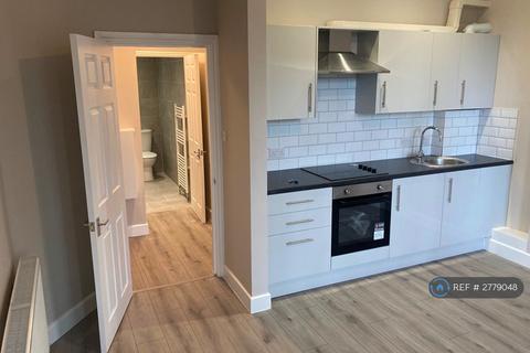 1 bedroom flat to rent, Borthwick Road, Bournemouth, BH1