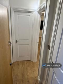undefined, High Street, Waltham Cross, EN8