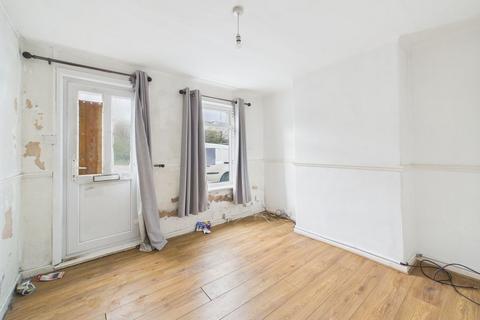 2 bedroom terraced house for sale, Gads Hill, Gillingham