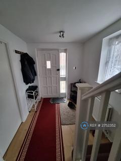 1 bedroom in a house share to rent, Harlinger Street, London, SE18