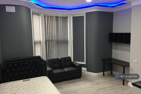 undefined, Claremont, Bradford, BD7