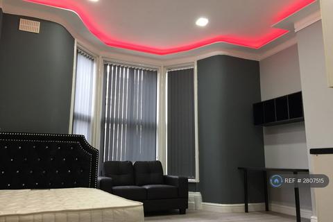 undefined, Claremont, Bradford, BD7