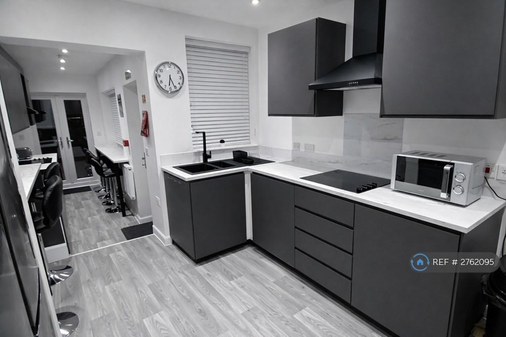 Kitchen #1