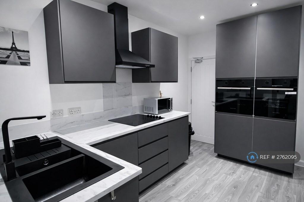 Kitchen #2