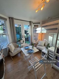 undefined, Nowel Road, London, SW13