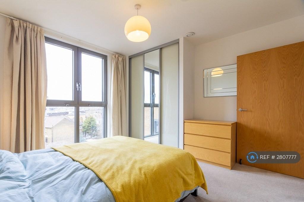 Bedroom 1 - View Over London And London Eye