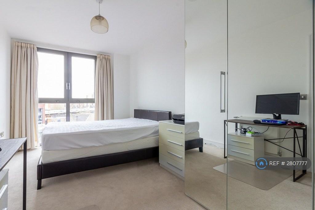 Bedroom 2 With View Across London
