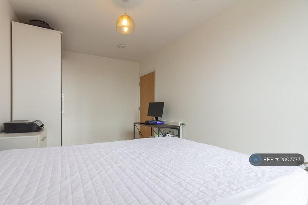 Bedroom 2 With Large Mirror Wardrobes