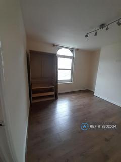 1 bedroom maisonette to rent, Albion Road, Gravesend, DA12