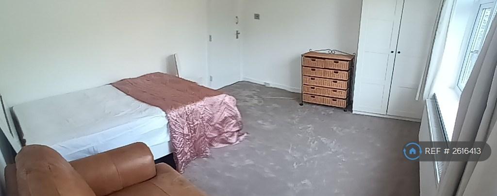 Bed 1