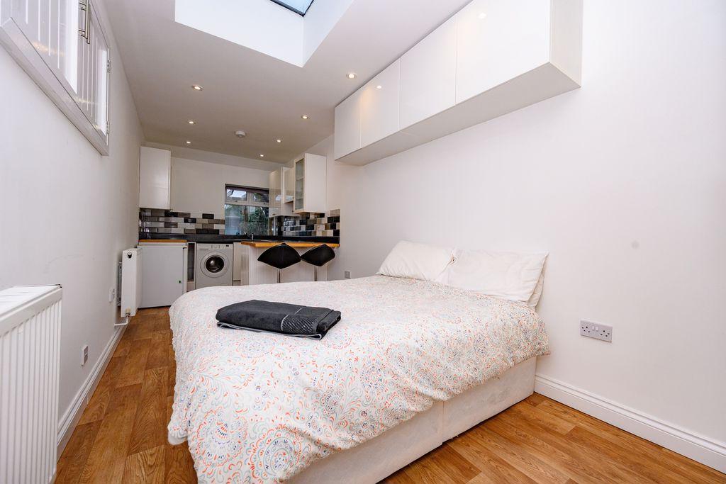 Annex/Bedroom Four