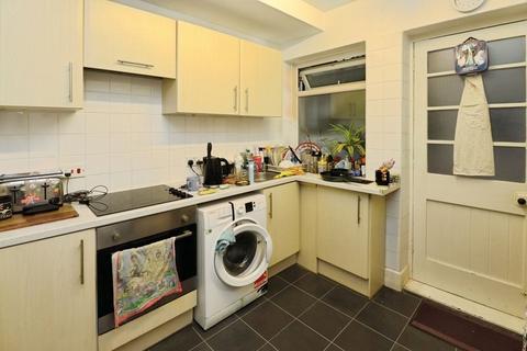 2 bedroom apartment for sale, Christchurch Road, Bournemouth BH1