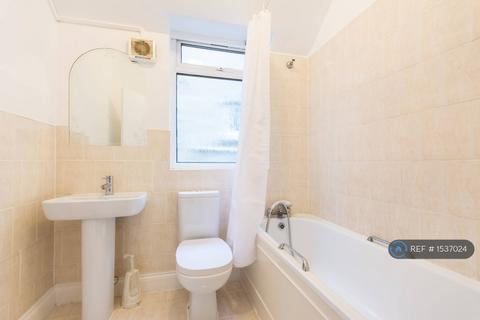 1 bedroom flat to rent, Melrose Avenue, London, NW2