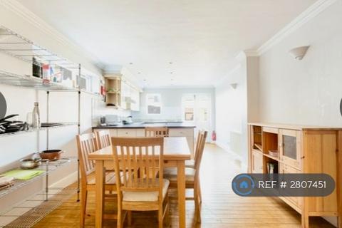 undefined, South Park Road, London, SW19
