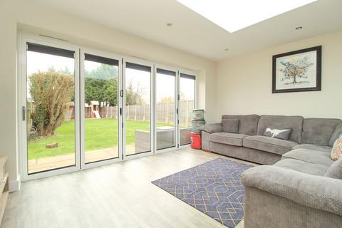 4 bedroom detached house for sale, Lower Shelton Road, Bedford MK43