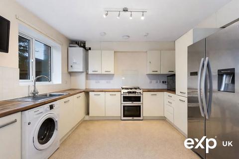 3 bedroom semi-detached house for sale, Peel Gardens, Mansfield NG19