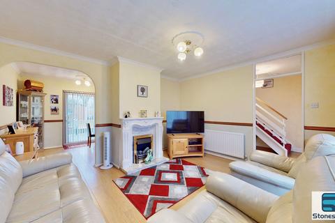 3 bedroom semi-detached house for sale, Brook Avenue, Dagenham, RM10