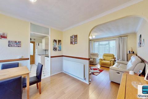 3 bedroom semi-detached house for sale, Brook Avenue, Dagenham, RM10