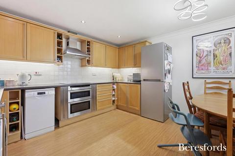 undefined, Harrisons Wharf, Purfleet-on-Thames, RM19