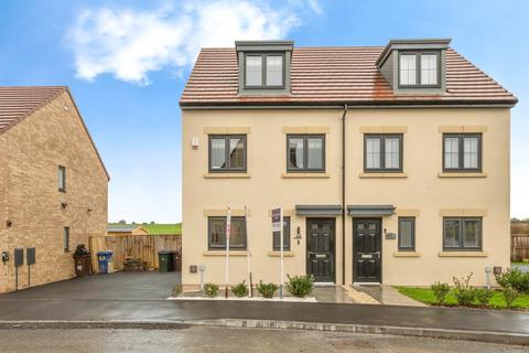 3 bedroom semi-detached house for sale, Bluebell Way, Thurnscoe, Rotherham