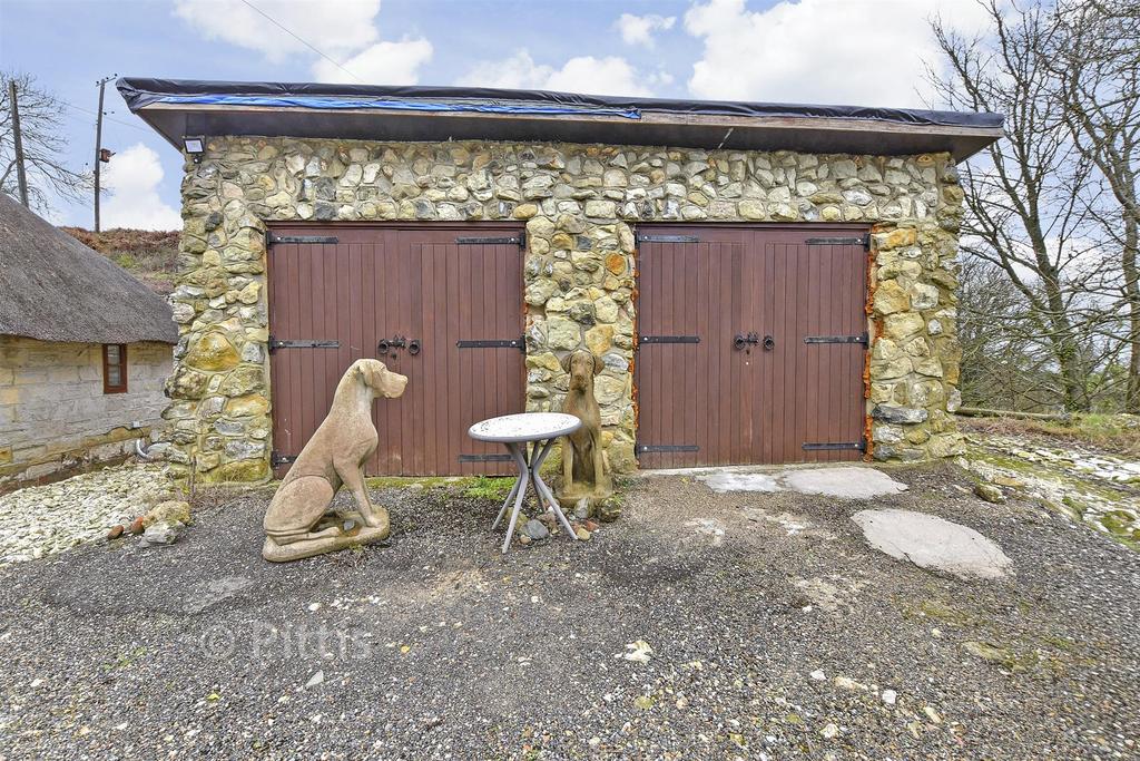 Workshop/Outbuildings
