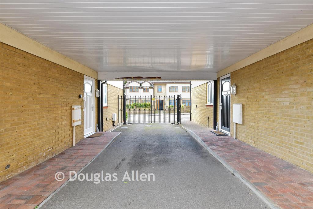 Driveway/Parking