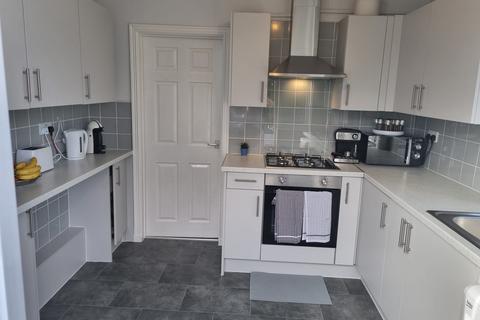 2 bedroom maisonette for sale, Windermere Avenue, Wembley, HA9