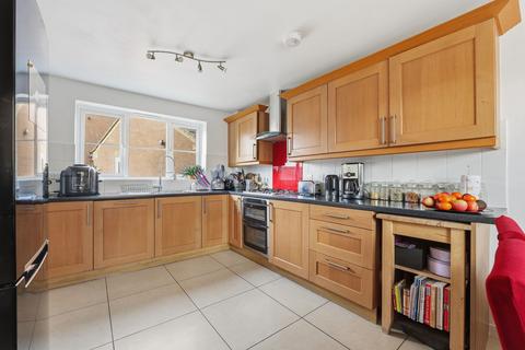 undefined, Garden Close, Thorpe Astley