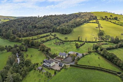 undefined, Pumpsaint, Llanwrda, Carmarthenshire, SA19