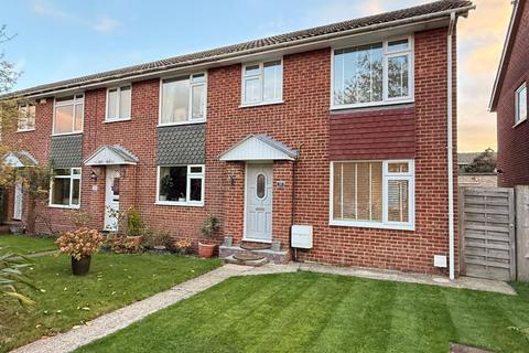 Truleigh Road, Upper Beeding, West Sussex, BN44 3JR