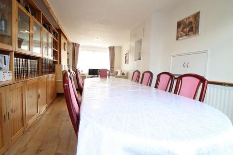 5 bedroom semi-detached house for sale, Edgware HA8