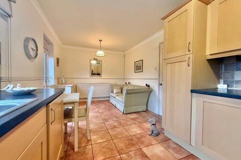 3 bedroom semi-detached house for sale, Horton Close, Darlaston, West Midlands, WS10 8UY