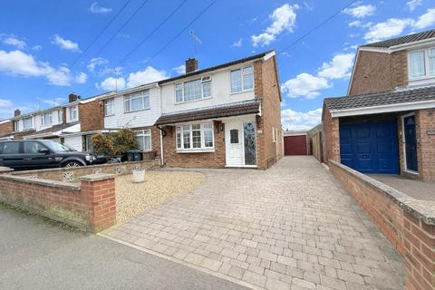 undefined, Kinross Crescent, Sundon Park, Luton, Bedfordshire, LU3 3JS
