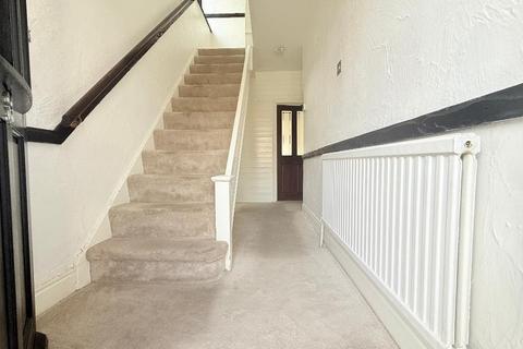 undefined, Carlton Crescent, New Bedford Road Area, Luton, Bedfordshire, LU3 1EN