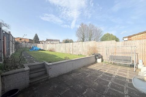 undefined, Carlton Crescent, New Bedford Road Area, Luton, Bedfordshire, LU3 1EN