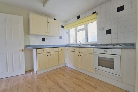undefined, Chestnut Crescent, Reading, RG2