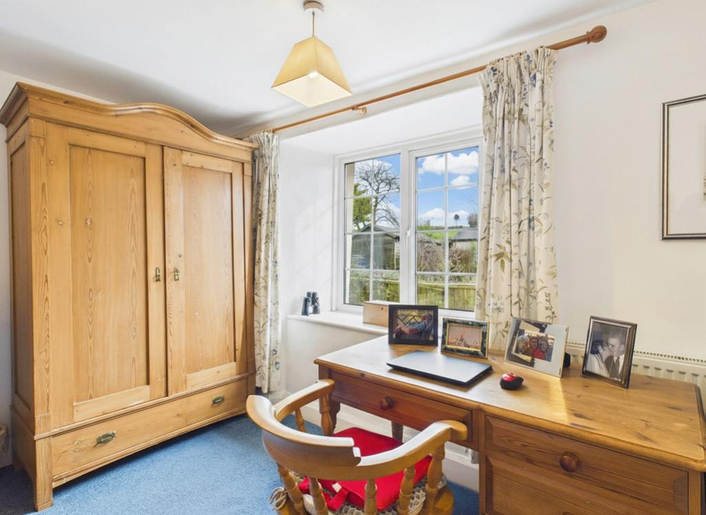 Ewemove south molton   master bedroom